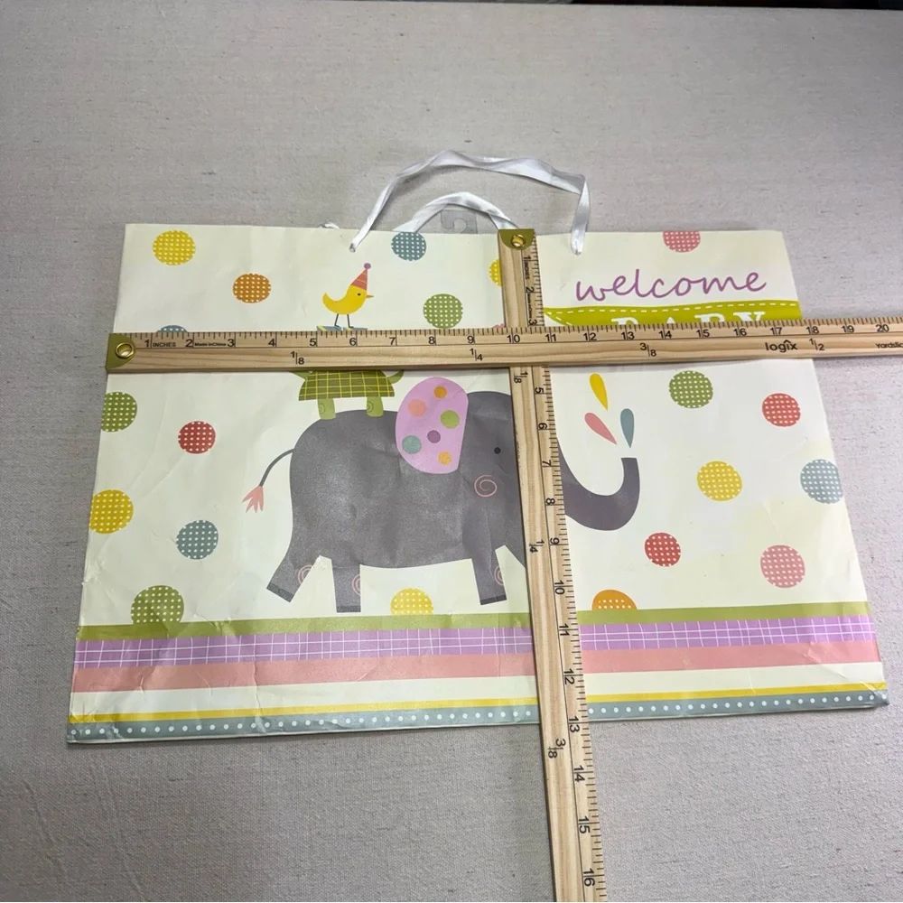 Baby Gift Bag Set - Pastel Multi-Color Welcome Baby Designs - 6 Gift Bags
